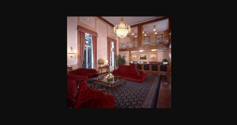 Hotel Regina Olga Lake Como Buitenkant foto